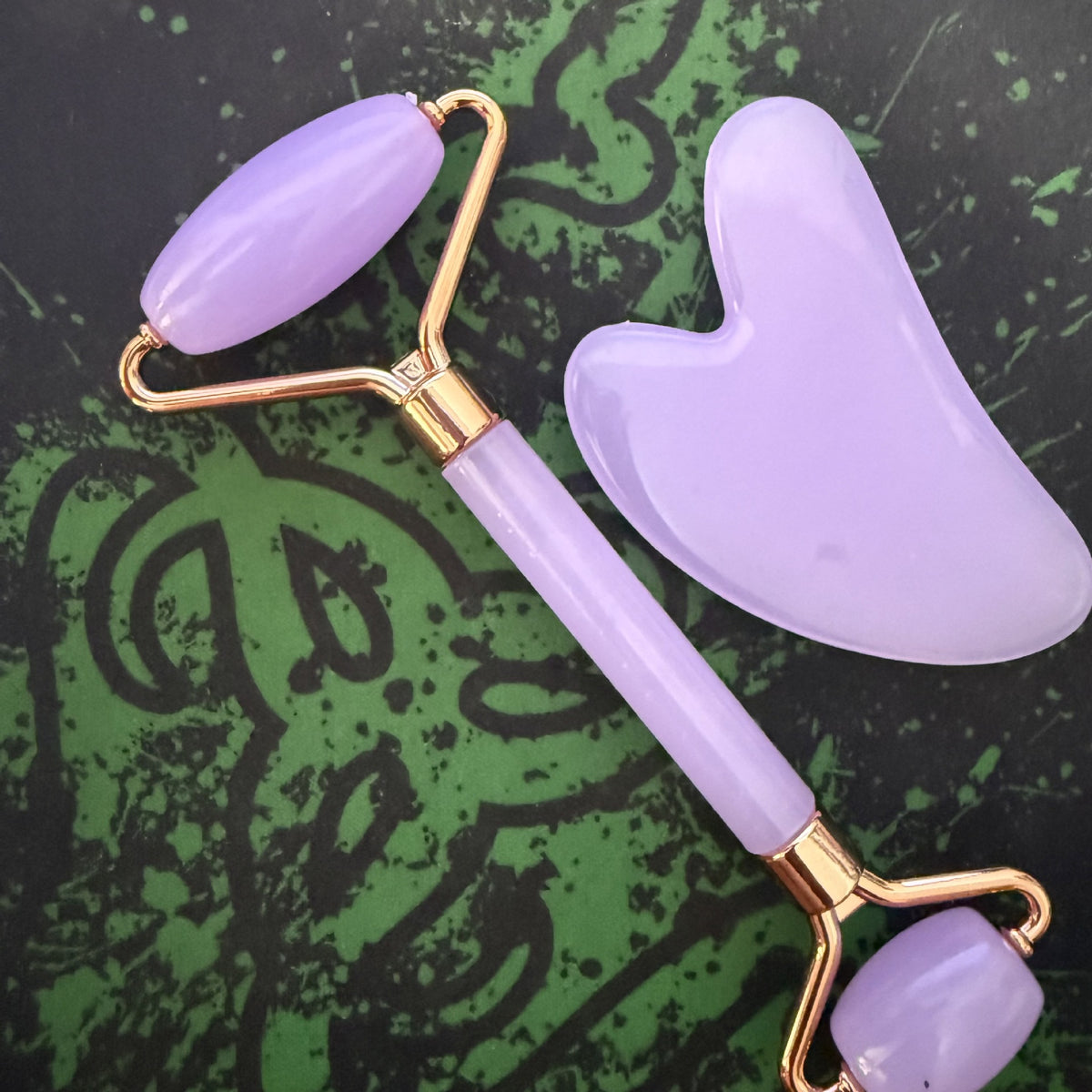 Rose Gold Heart-Shaped Quartz Facial Roller and Gua Sha Massager Set