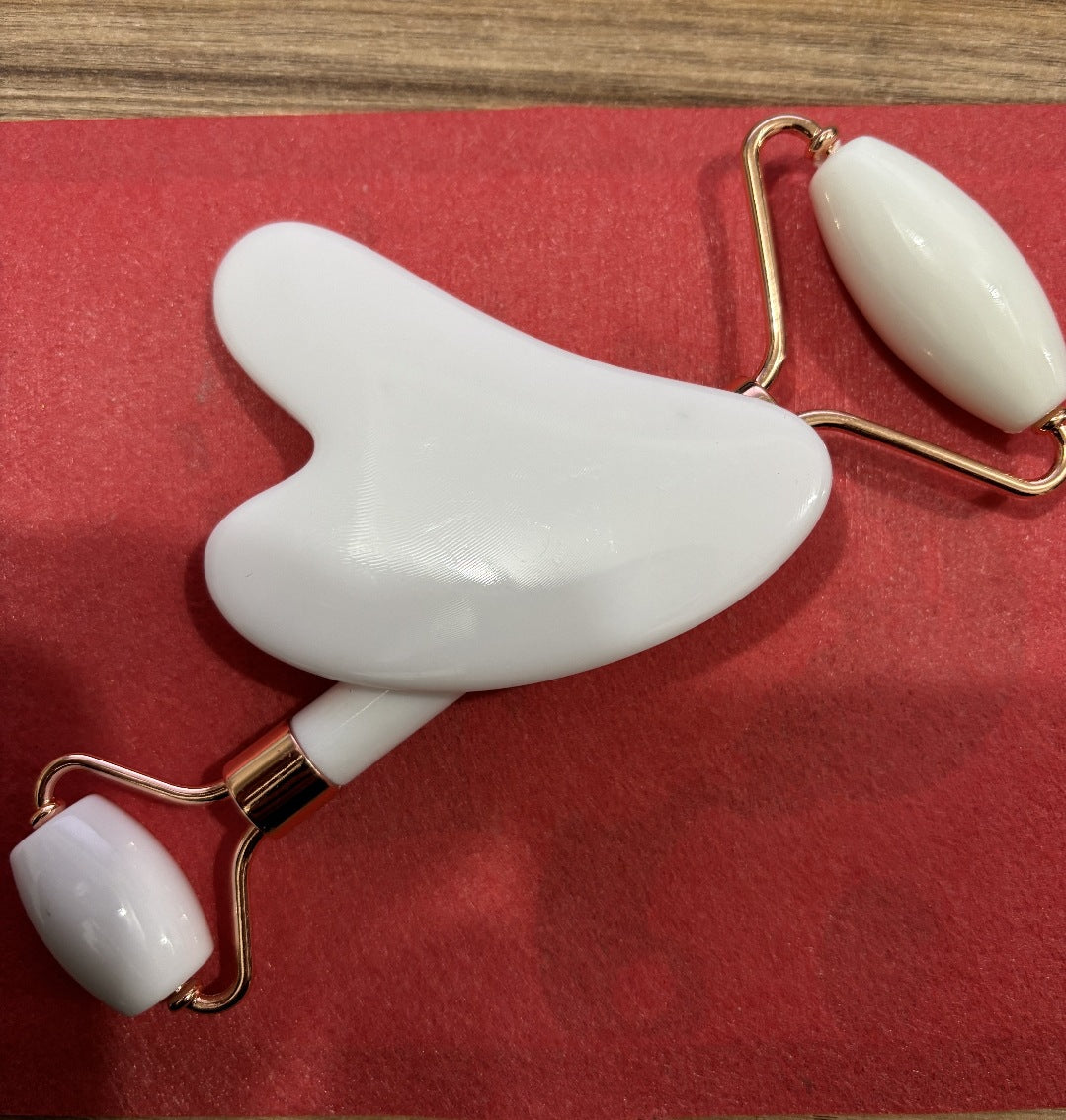 Rose Gold Heart-Shaped Quartz Facial Roller and Gua Sha Massager Set